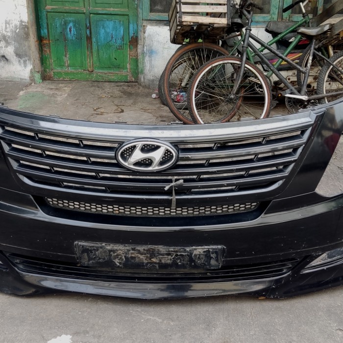 {BEKAS} bumper bemper depan hyundai H1 original depan 2012 2013 2014 Diskon