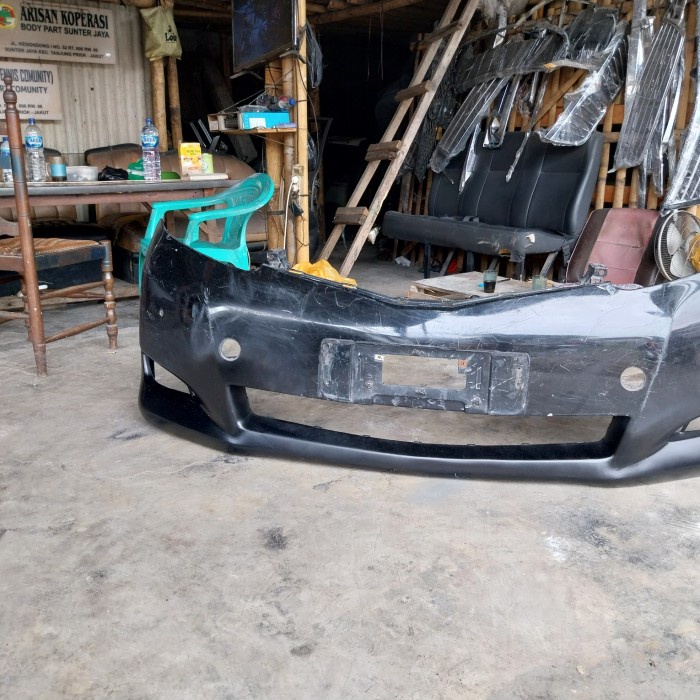 {BEKAS} Bemper toyota alphard th 2009 Diskon