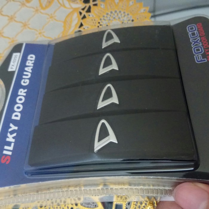 Door Guard / Doorguard Karet Pengaman Sisi Pintu Mobil Daihatsu Ayla Kode Ad044