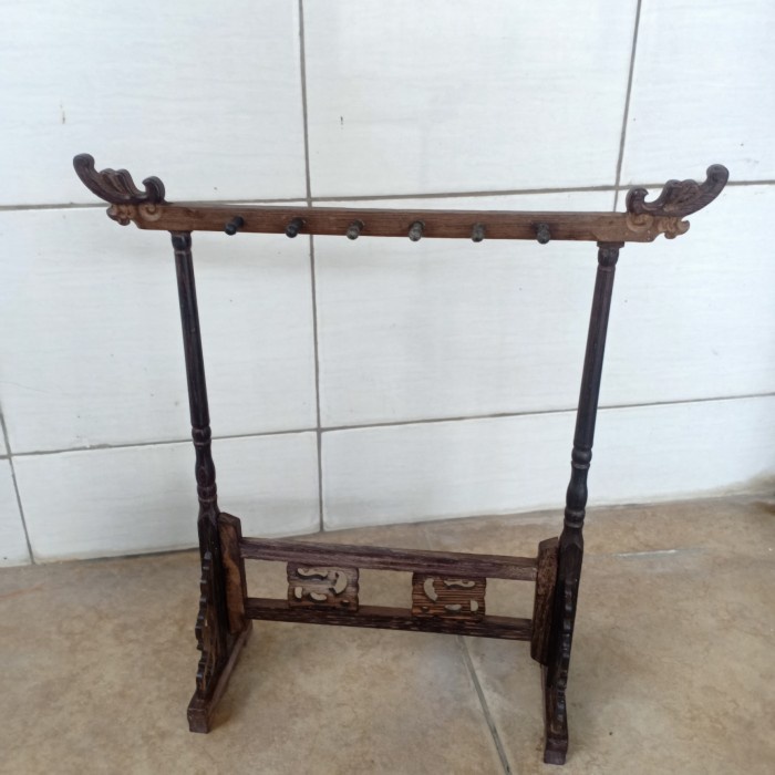 

Gaya Rak Gantung Kuas Kaligrafi Kayu 12 Hook