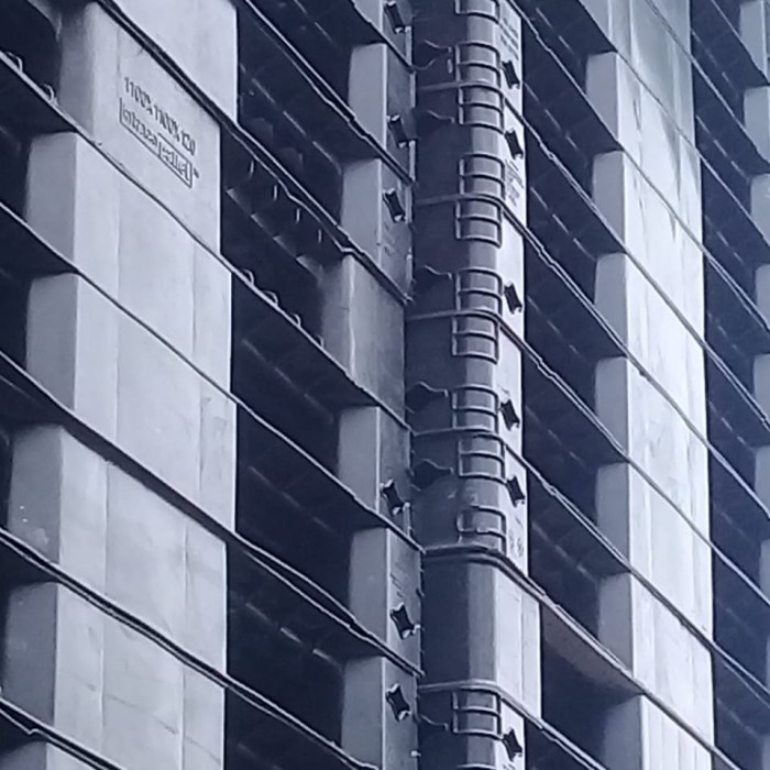 

Masih Ada! Palet Plastik110 Tinggi 12Cm