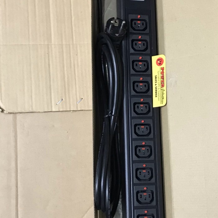 Indorack Power Distribution Unit 12 Outlet Socket IEC 320 C14- C13 EU