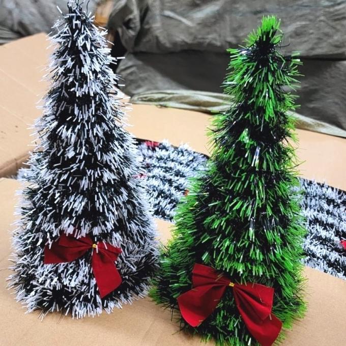 

Tinsel Pohon Natal Mini 25 Cm Dekorasi Christmas Tree Hiasan Minimalis Stok Terbatas