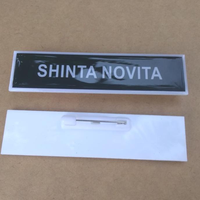 

Nama Dada Nametag Akrilik Peniti