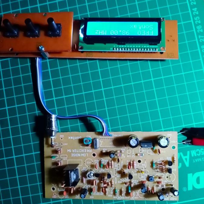 tx exciter pemancar radio pll FM 76-108 Mhz vhf 1watt