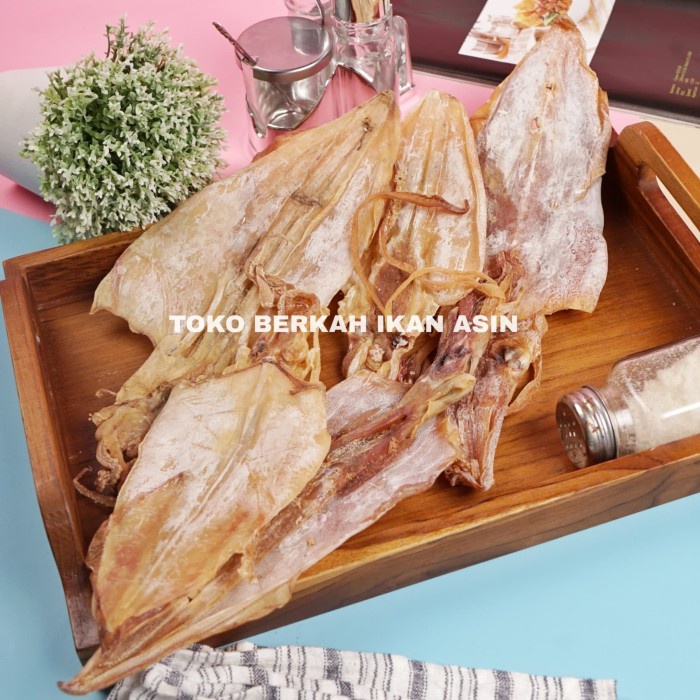 

Juhi Kering / Sotong Kering Kulitas No 1 / Dried Squid