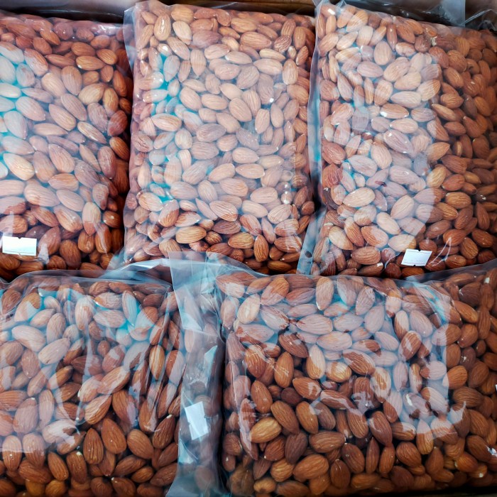 

Kacang - Kacang Almond Panggang 1Kg Original Import Roasted Murah Blue Diamond