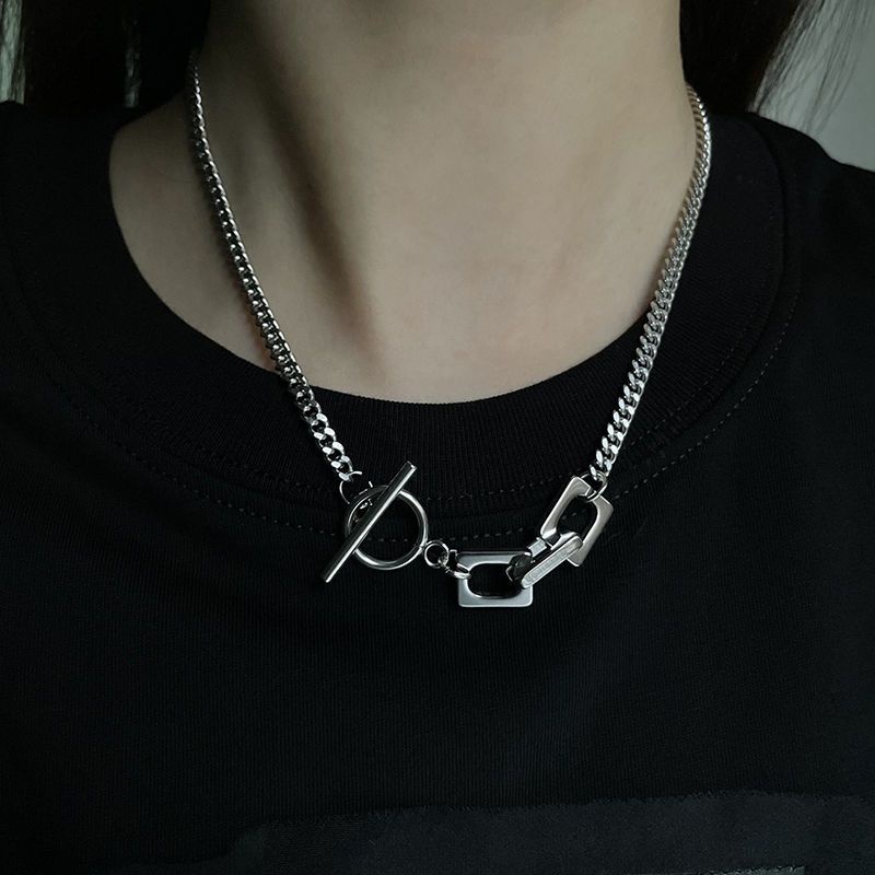 Baja Titanium Baru Tanpa Jenis KelaminOTKalung Gesper Rantai Wanita, Rantai Sweater Sederhana
