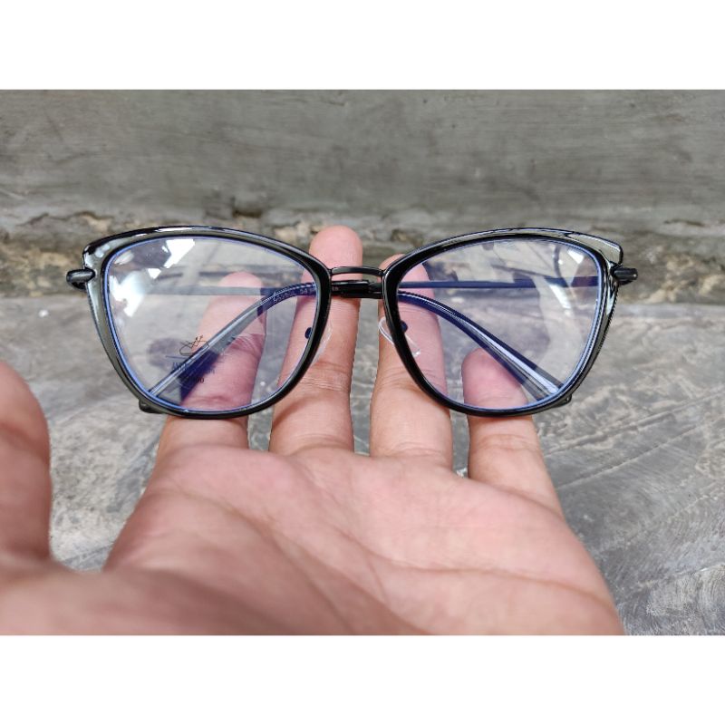 KACAMATA MINUS. KACAMATA CAT EYE. KACAMATA 95290 KACAMATA PHOTOCROMIC