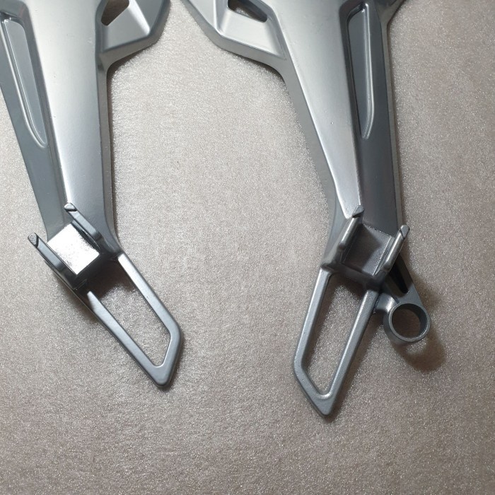 Baru Bustep Belakang Supra X 125 Foot Step/ Foot Step Belakang Supra X 125 Original