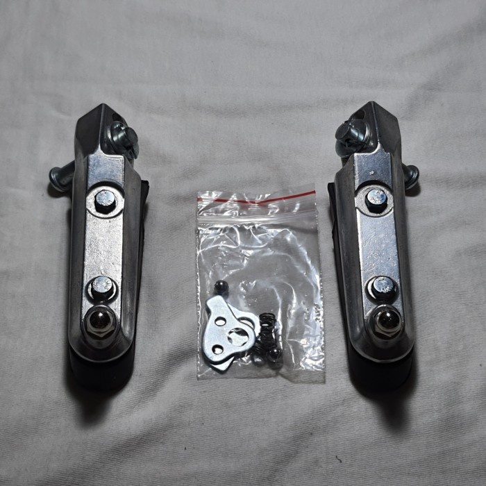 Asli Footstep Foot Step Injekan Kaki Depan Cb150R Cb 150 R Ori