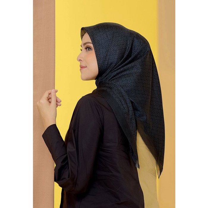 ✨New Buttonscarves Tapis Square Voal Caviar/ Black Vanilla Terbatas