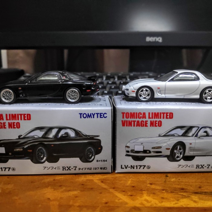 ✅Termurah Tomica Limited Vintage Mazda Rx7 Paket Hitam Putih Terbatas