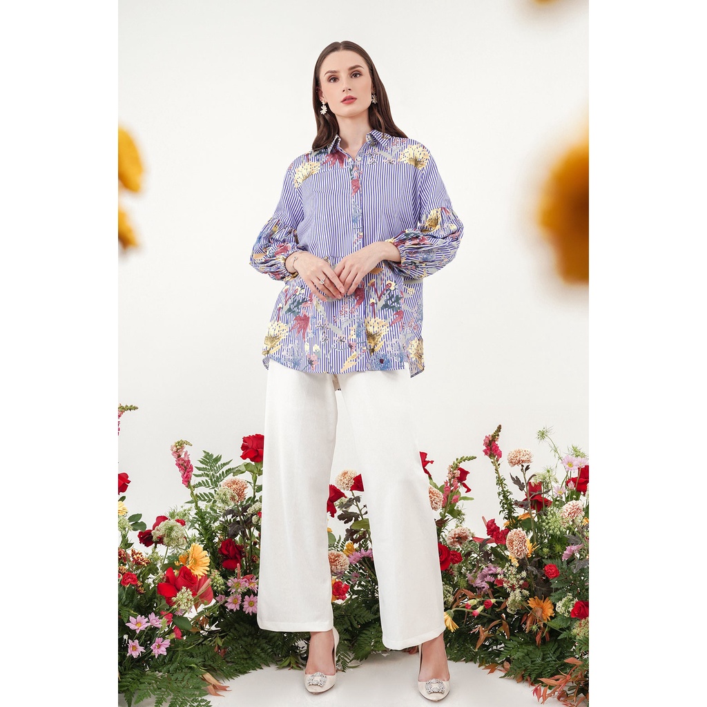 Benang Jarum - Romantic Garden Shirt with Puff Sleeve - Blue