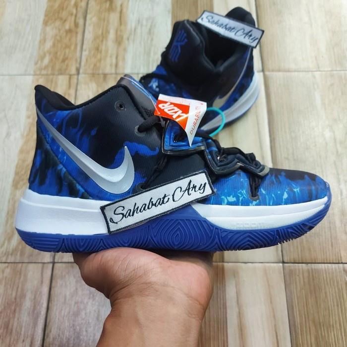 ✨Ori Sepatu Kyrie 5 Duke Blue Devils Limited