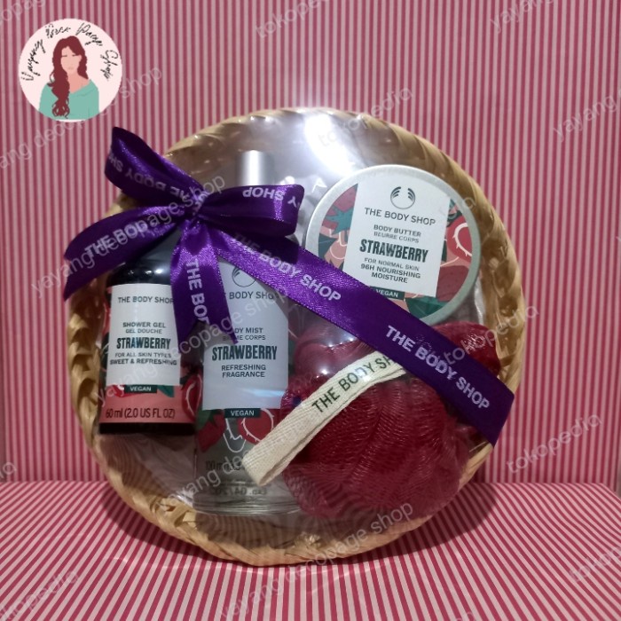 The Body Shop Strawberry Gift Paket Seserahan Kado Hampers Lebaran