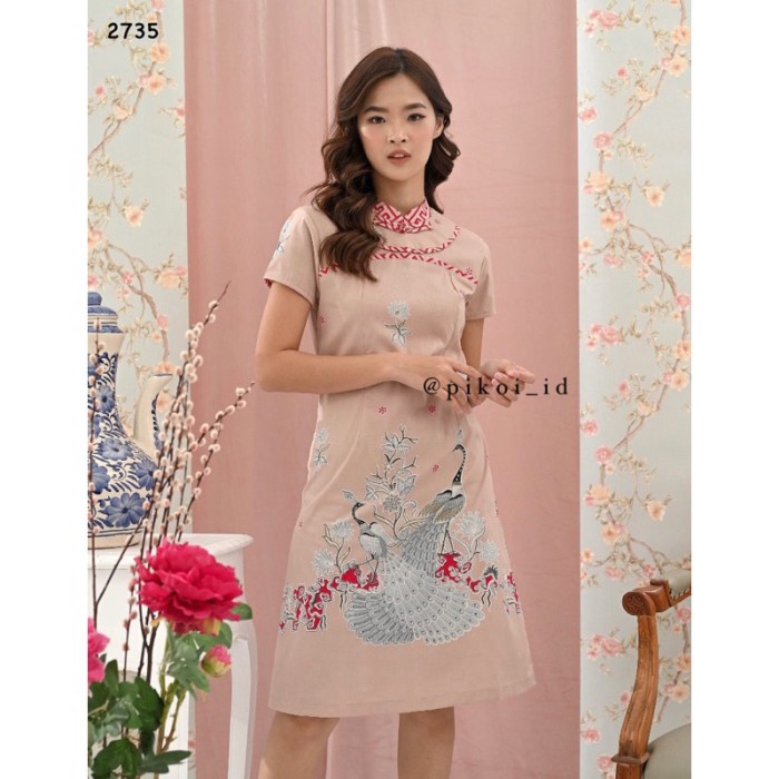 Dress Cheongsam Batik Merah / Dress Qipao Wanita / Dress Merah Modern