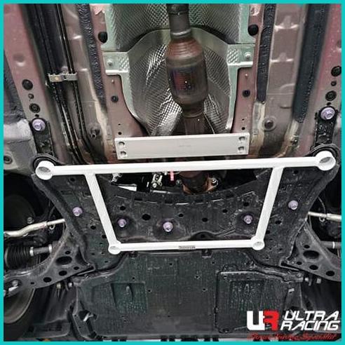 Aksesoris / Front lower / Stabiliser ULTRA RACING Corolla Cross 16novz