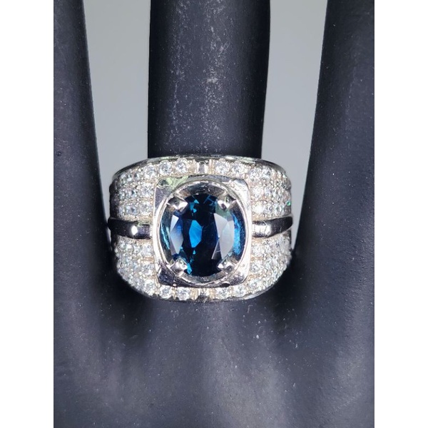 HIGH QUALITY VIVID BLUE SAPPHIRE 2.28 CT 