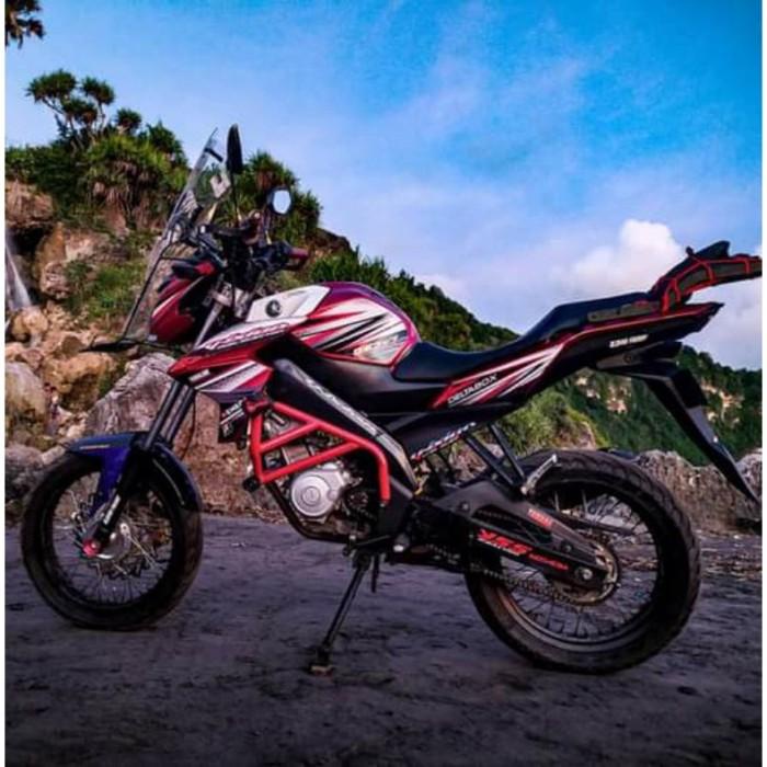 TUBULAR CRASHBAR VIXION NEW / TUBULAR CRASHBAR NVA / TUBULAR CRASHBAR