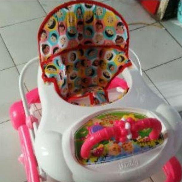 Baby Walker Family 136