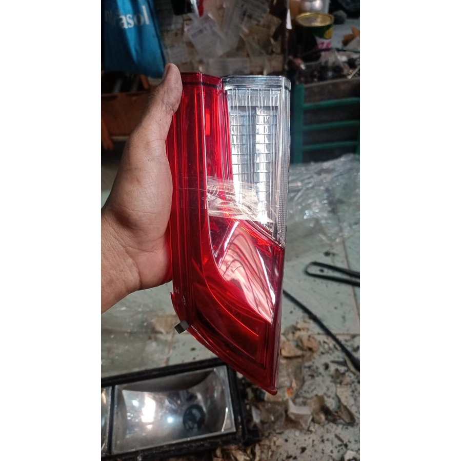 Lampu bagasi ertiga 2019 2020 2021 kanan