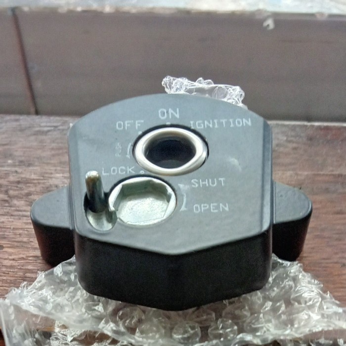 Cover Kunci Kontak Cbr 150 K45 Non Led Cbr 150 Thailand Hitam