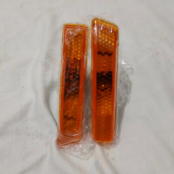 {Second} sein fender facelift oem bmw E36 Limited