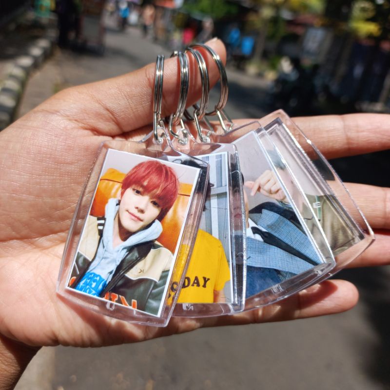 Keychain Acrylic , Key Chain Murah , Foto Acrylic Kpop , foto akrilik custom