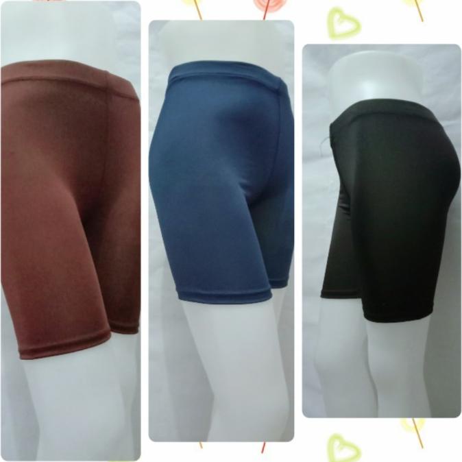 Celana Pendek Shot Daleman Wanita Jumbo