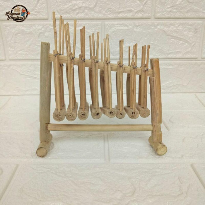 Miniatur Angklung
