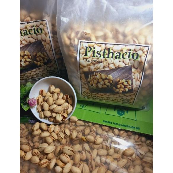 

Ready Kacang Pistachio / Fustuk /Roated Pistachio /Pistachio Panggang John Farmer 1 Kg tanpa Pemutih Sintetis Oleh Oleh Umroh Haji