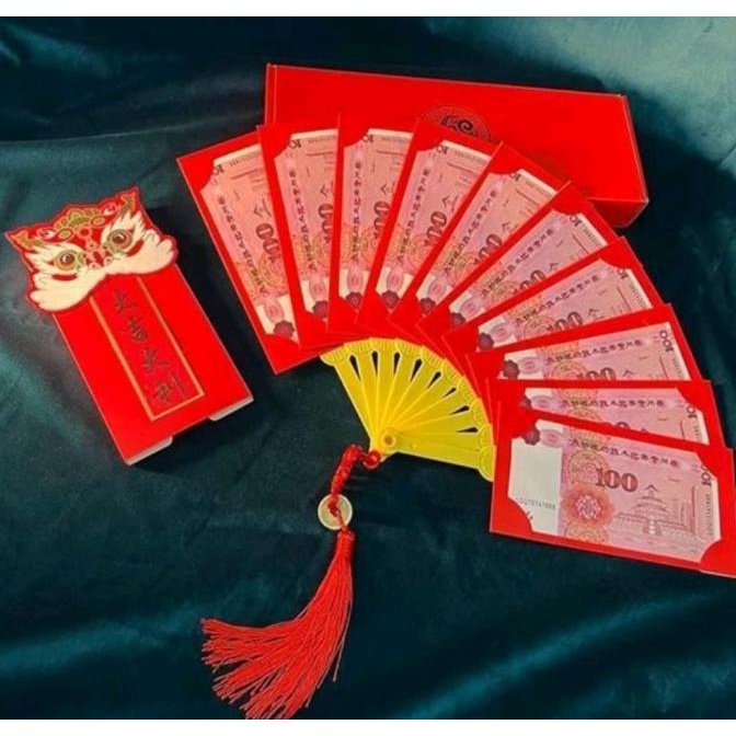 

Angpau Kipas 10 Slot Angpao Imlek Bentuk Kipas Lipat Amplop Merah New Terbaik