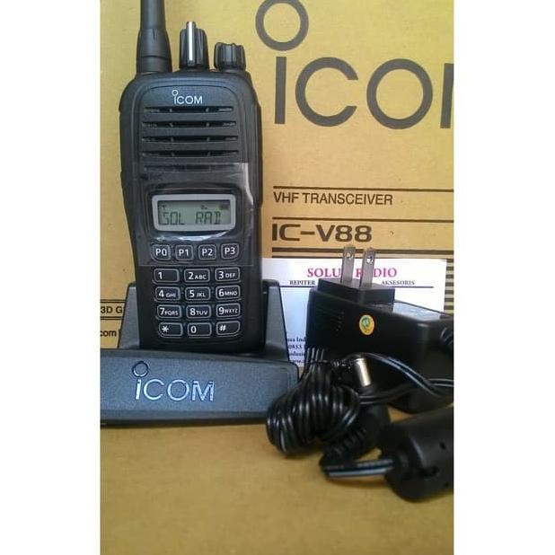 Pxton - Ht Icom Ic-V88 Handy Talky 5.5 W Vhf Waterproof Ip67 Madein Japan V 88 / Walkie Talkie