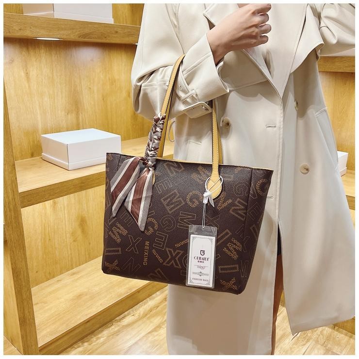 Elegansi dalam Setiap Genggaman. Tas Premium PaperBag Tas Tote Bag Tas kantoran tas besar tas tenten