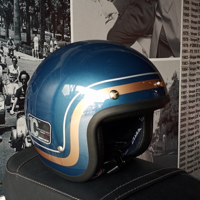 [Ori] Helm Vespa Anniversary 10 Th Original Limited