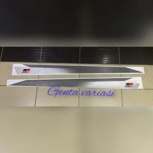 Stiker Body Samping Toyota Avanza 2022 Sticker Mobil GR Sport -Variasi - Silver