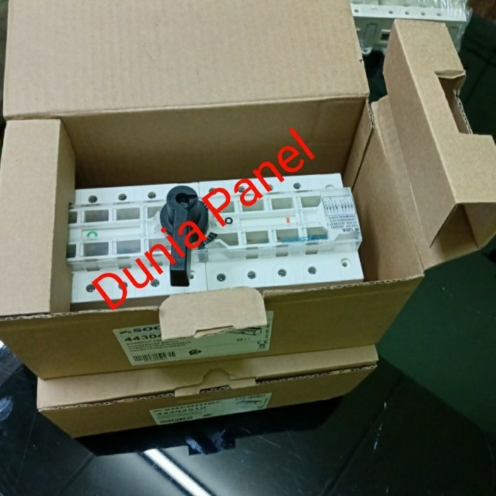 [New Ori] Change Over Switch/Cos Manual 4P 80A Socomec Sirco Vm1 Limited