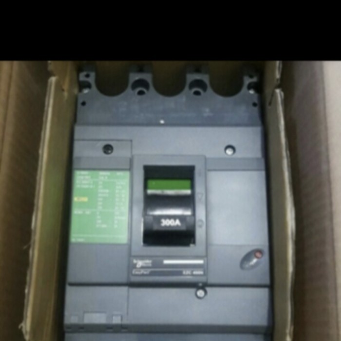 [New Ori] Mccb Ezc 400N 400Amper Berkualitas