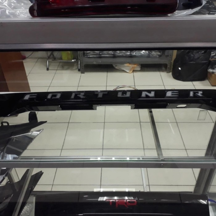 ✨New Ori Trunk Lid Fortuner 2012-2015 Led Terbaru
