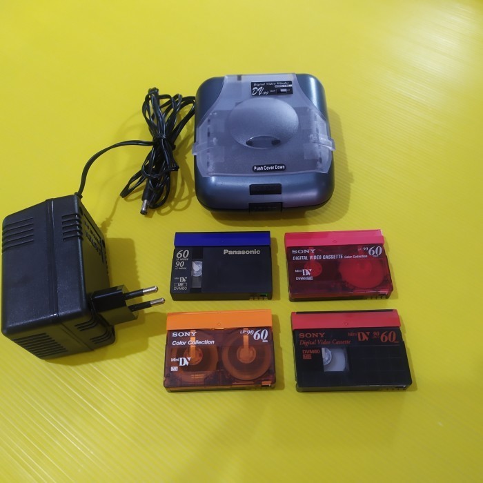 Ready Rewinder Kaset Mini DV untuk handycam Sony JVC Panasonic Canon