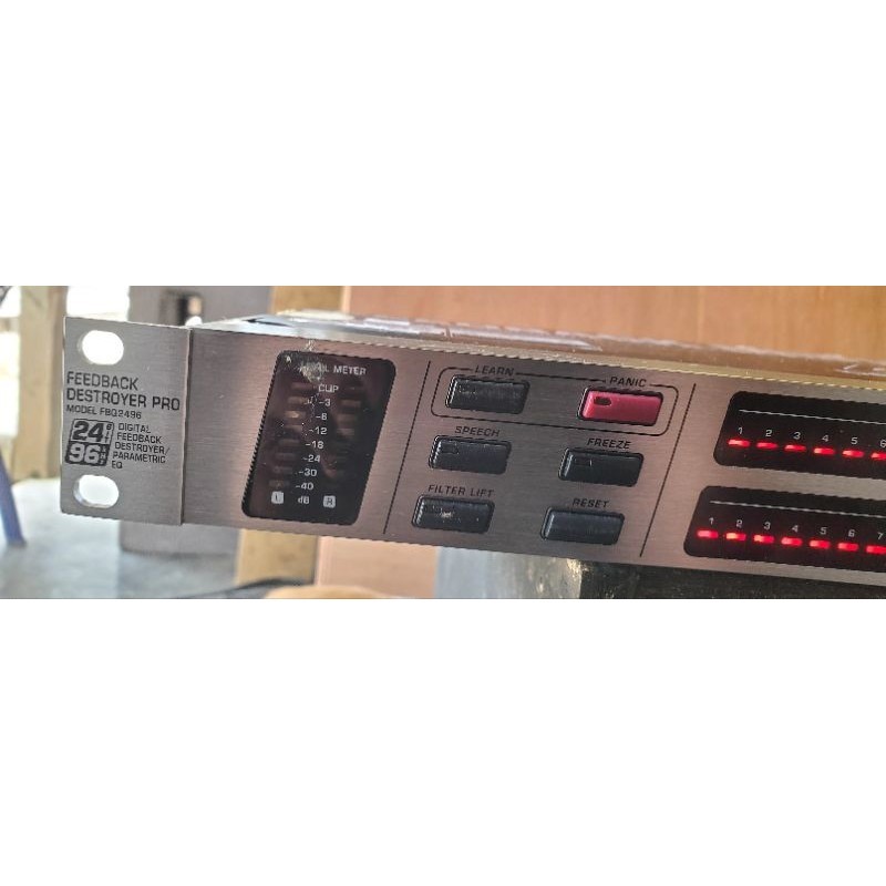 behringer feedback destroyer pro fbq2496