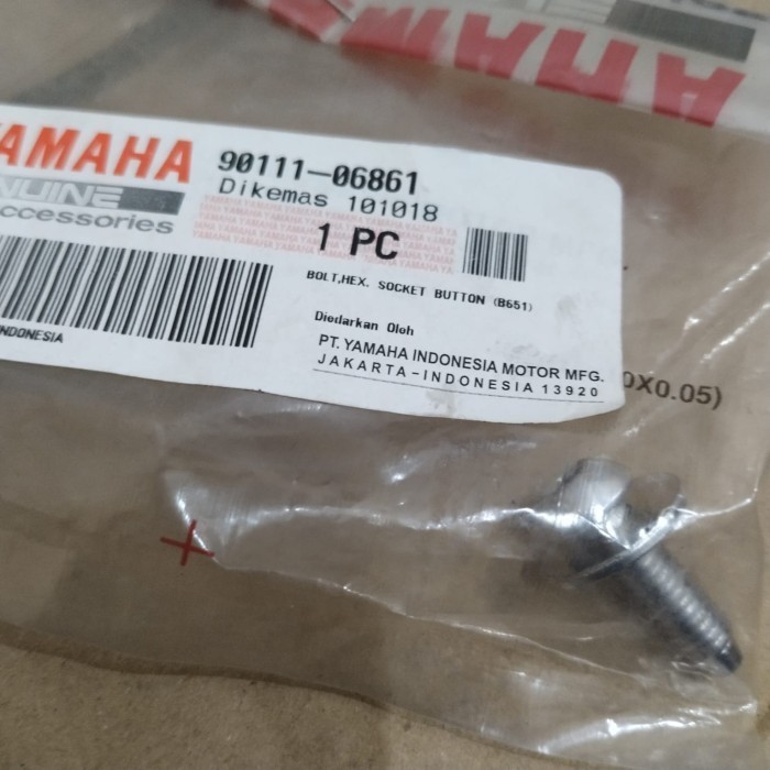 ORI 90111-06861 BAUT TUTUP TAMENG KNALPOT AEROX ( YAMAHA JP GROUP )