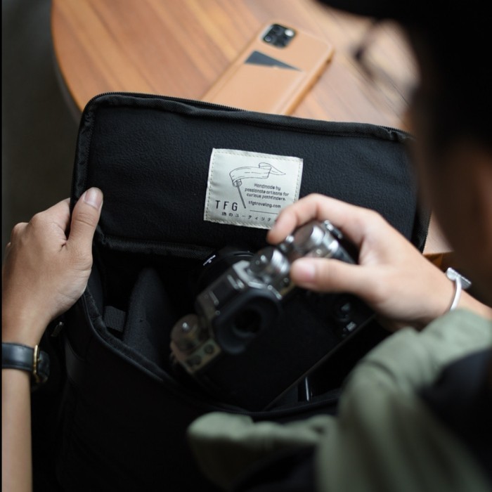 TFG CAMERA BAG TAS SELEMPANG KAMERA CLASSIC 405 LIFETIME WARRANTY