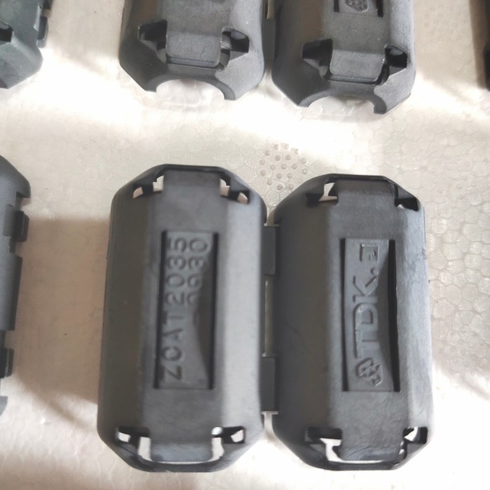 magnet ferrite TDK hitam penghemat BBM clamp kabel busi /listrik