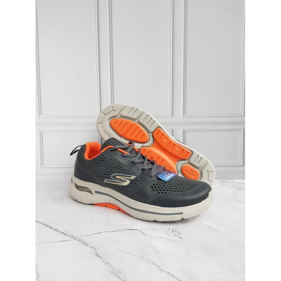 Sepatu Pria Skechers Archfit Trainer Made In Vietnam / Skecher Running