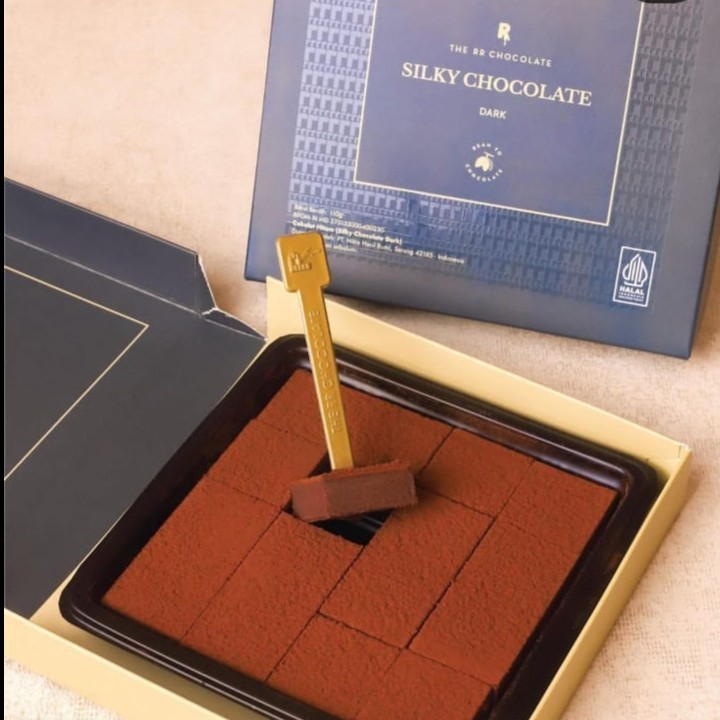 

QH Silky Chocolate The RR Chocolate Jakarta