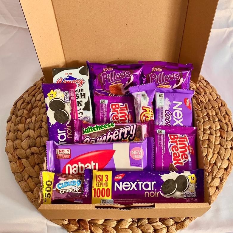 

Bisa Cod Hampers / Gift Box / Snack Box / Kado Ulang Tahun / Valentine / Anniversary - Parcel Lebaran Parcel Idul Fitri Parcel Idulfitri Pink Cod