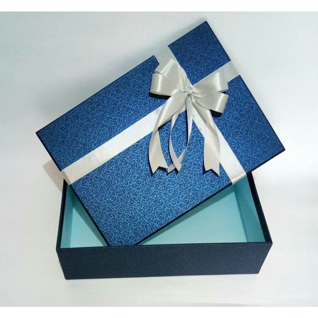

Box Kotak Kado P 30Cm, L 22Cm, T 8Cm / Box Kado Kotak Kado / Box Kado Besar Murrah