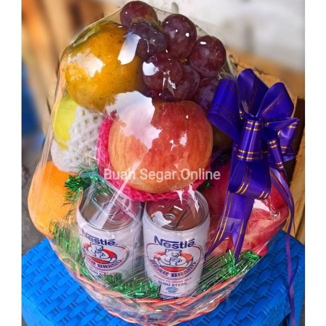 

CNY Parcel Buah dengan Susu untuk Orang Sakit